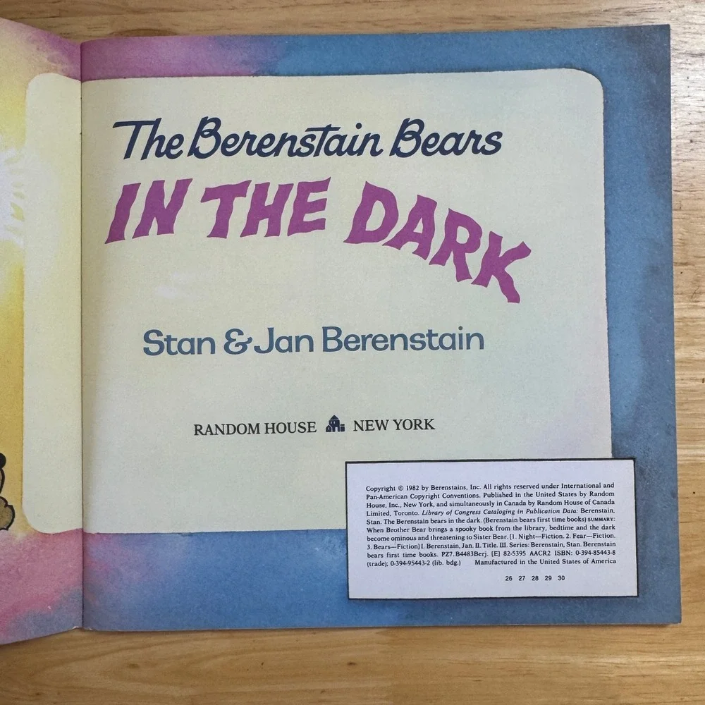 The Berenstain Bears In The Dark First Time Book Stan Jan Berenstain 1982‎